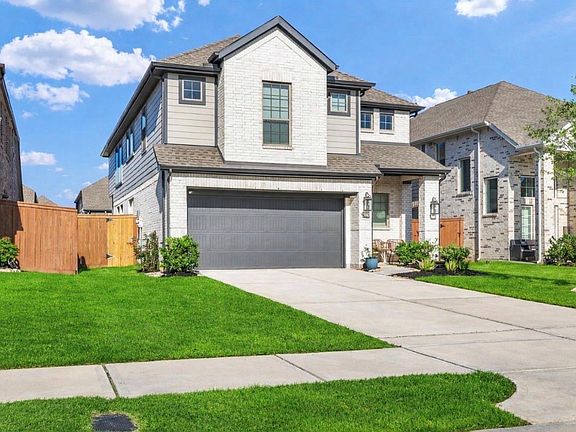 2nd image of 7111 Prairie Heights Dr