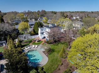 35 North St, Mattapoisett, MA 02739