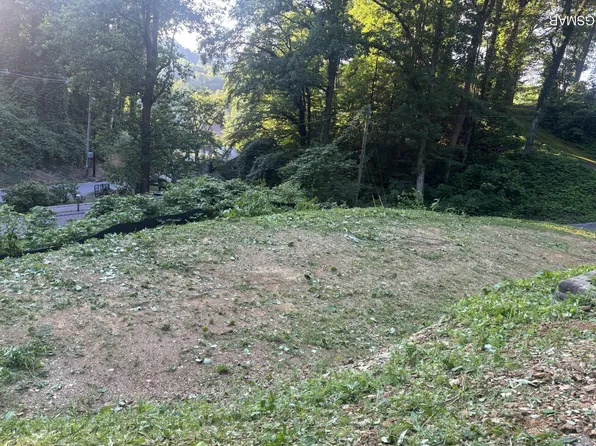229 Silverbell Ln #Po-58, Gatlinburg, TN 37738