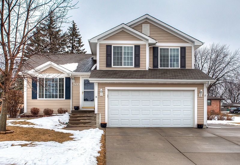 1st image of 2933 SW Sunnybrooke Dr