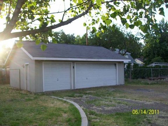 3rd image of 2209 River St