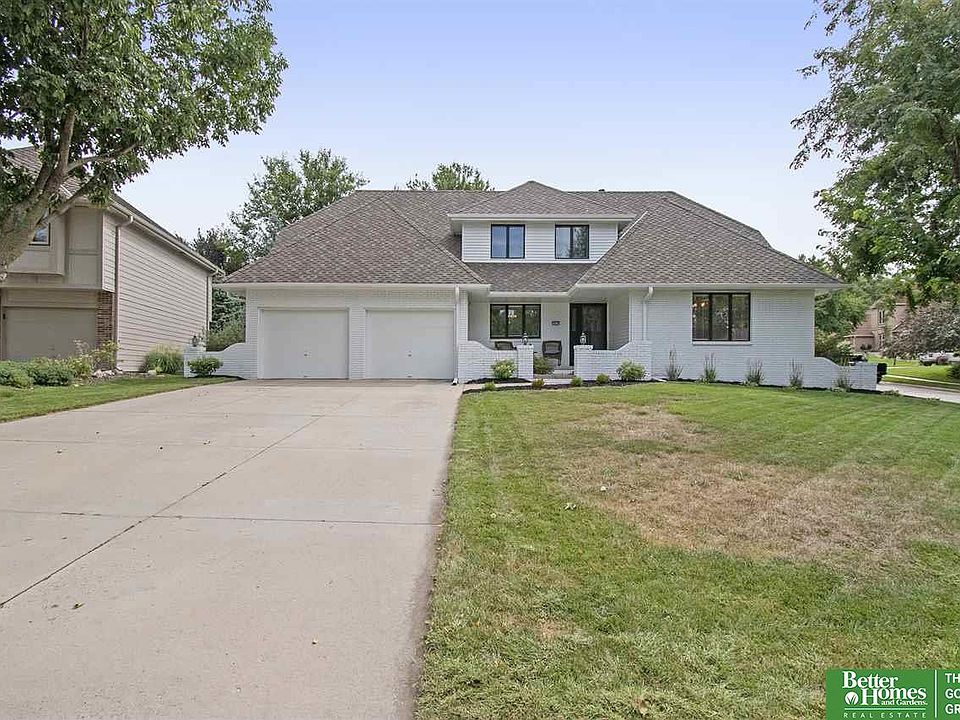1st image of 3419 S 165th Ave