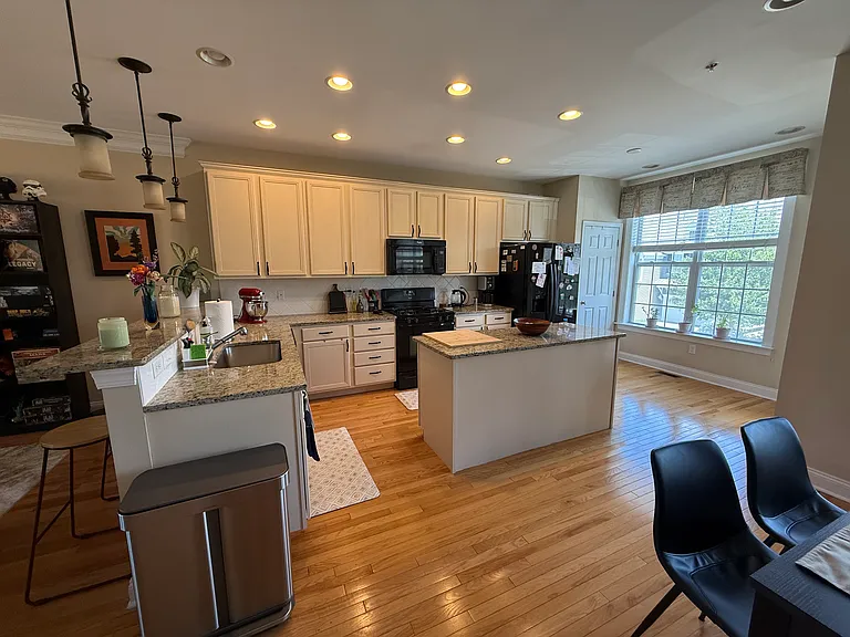 6 Corning Fairbanks Way — Photo 12