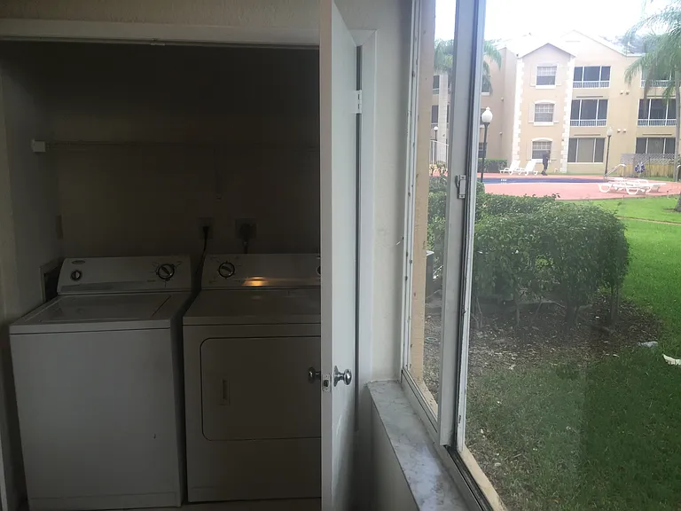 2880 N Oakland Forest Dr #110 — Photo 14