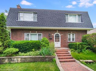 12 Elmore St, Park Ridge, IL 60068