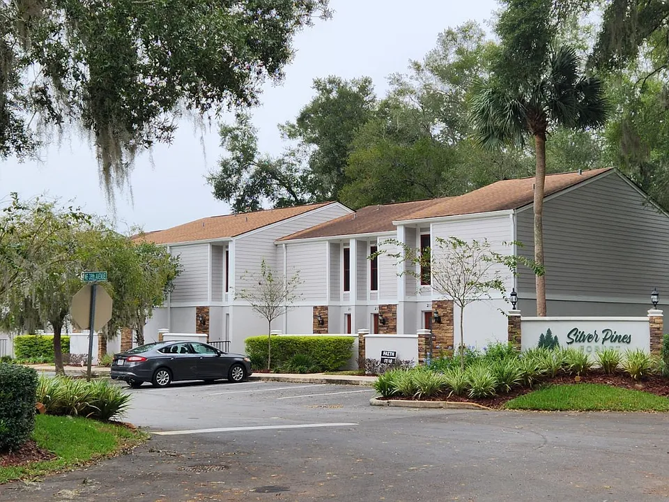 2107 NE 38th Ave #2107