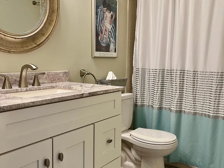 Bathroom ensuite