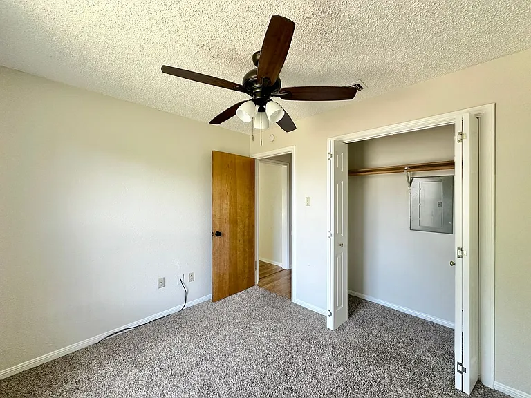 3706 Madison Dr — Photo 27