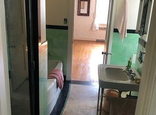 25 Melrose Rd, Auburn, NY 13021