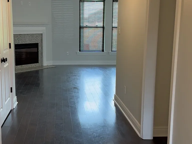 2069 Westbank Dr — Photo 8