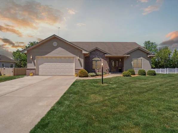 8368 60th AVENUE, Kenosha, WI 53142