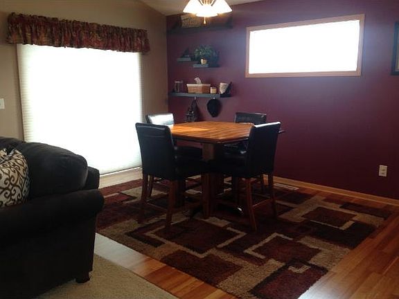 5th image of 22095 Elston Ave
