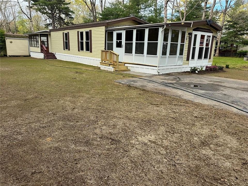 1st image of 6 Hide Away St