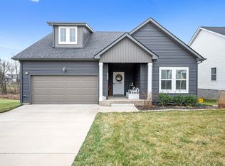1110 Eagles View Dr, Clarksville, TN 37040