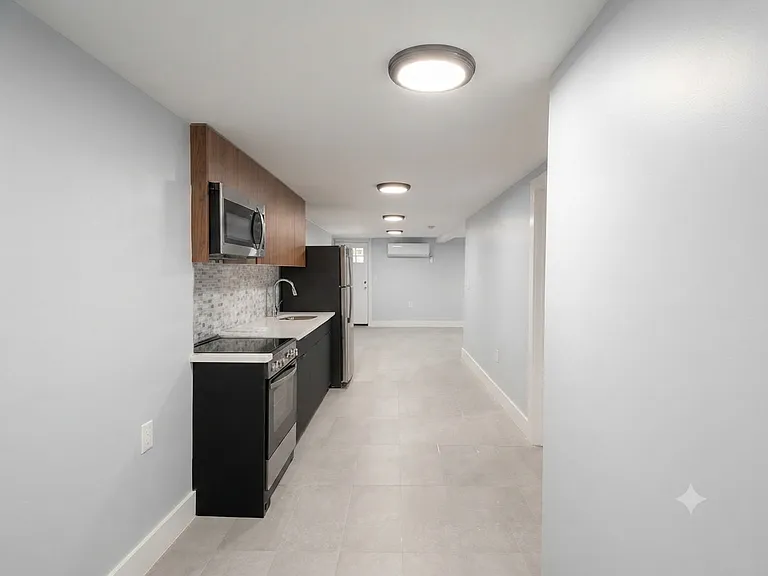 325 Eldert St #BL — Photo 5