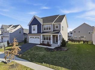 17904 Ridgewood Pl, Round Hill, VA 20141