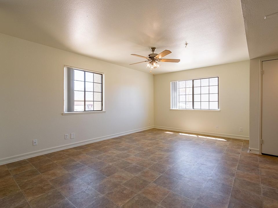 2BR living room