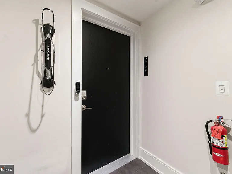 1465 Harvard St NW #B101 — Photo 19