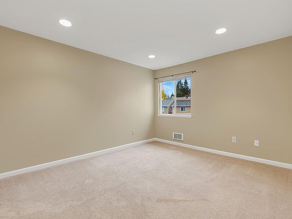 3rd image of 12415 NE 130th Ct APT H-305