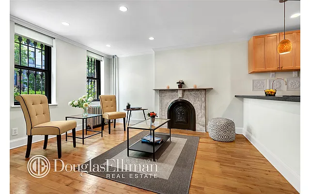 Sold by Douglas Elliman | media 10
