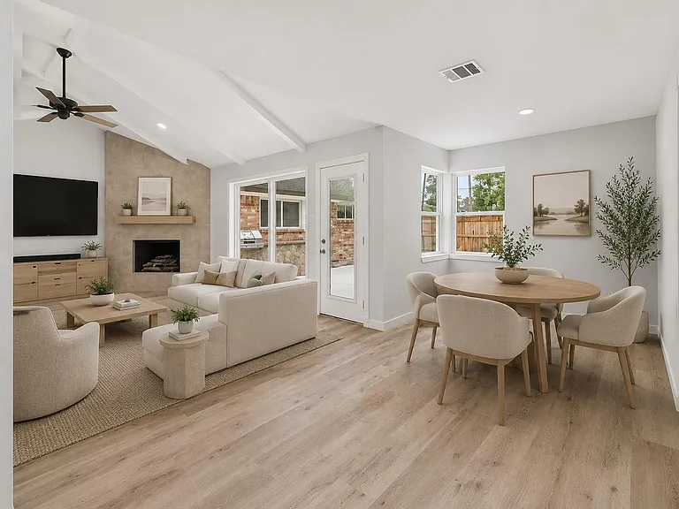15215 Parkville Dr — Photo 12