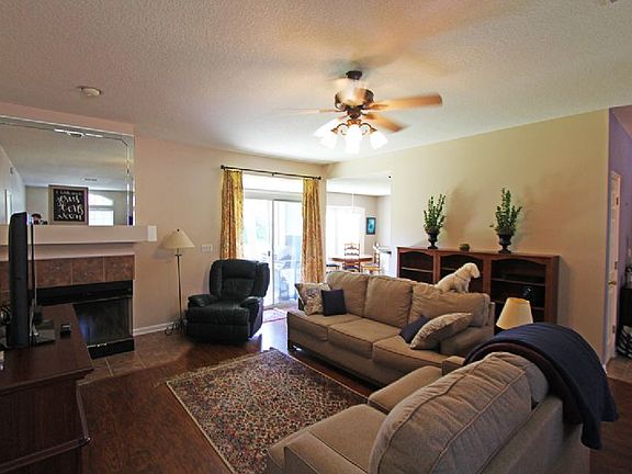 3rd image of 2896 Tidewater St