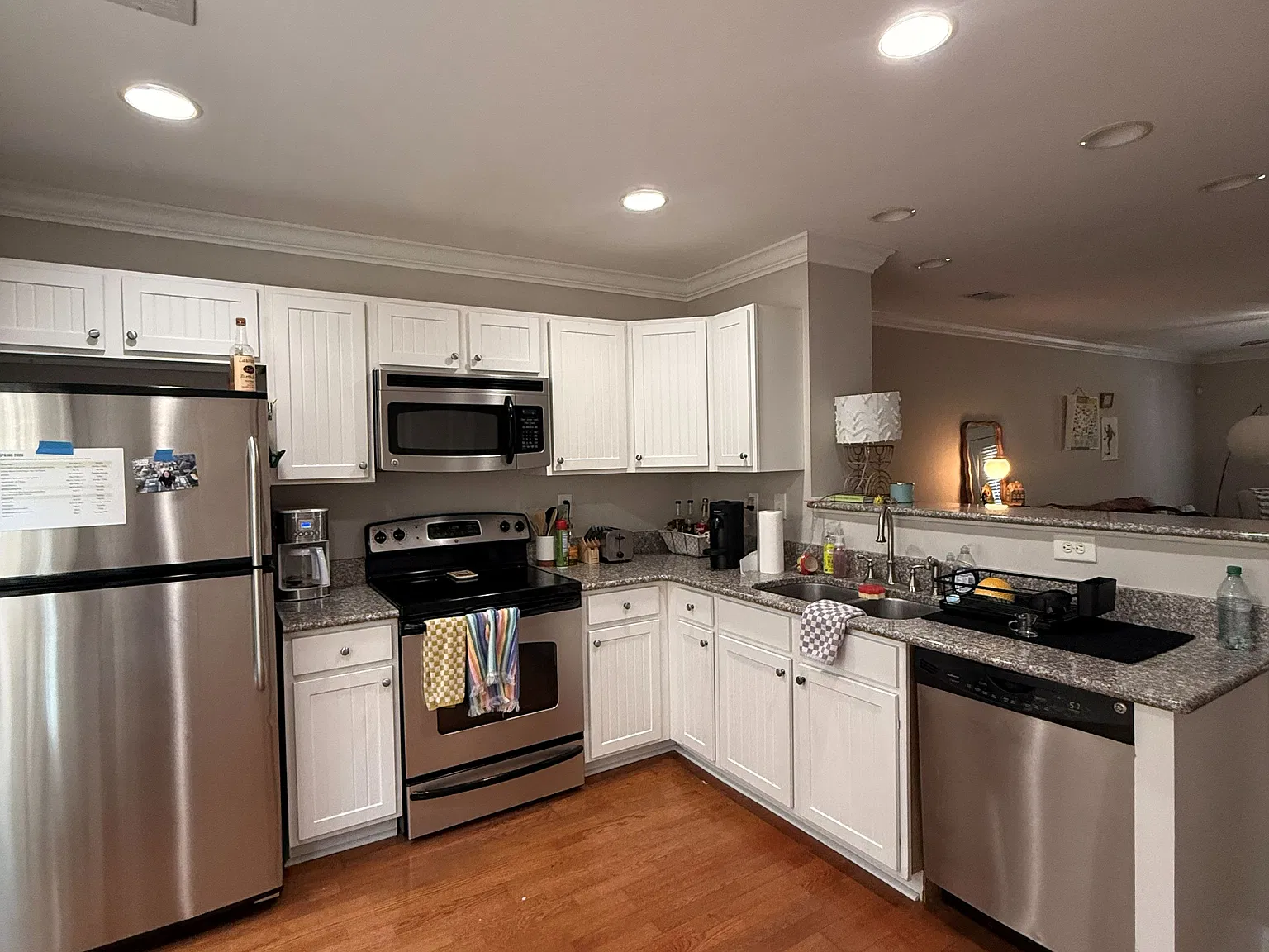 2 bed, 2.5 bath, 1168 sqft, $1,600 — Photo 4
