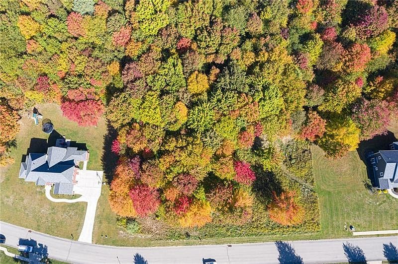 1st image of 113 Sugar Creek Dr