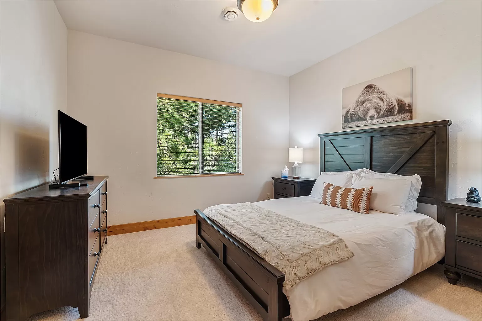 396 N Juniper Bay Rd — Photo 4