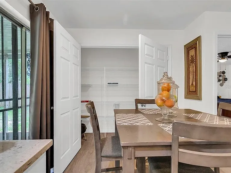2207 Elizabeth Dr — Photo 6