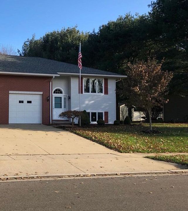 1st image of 97 Pinedale Dr #97