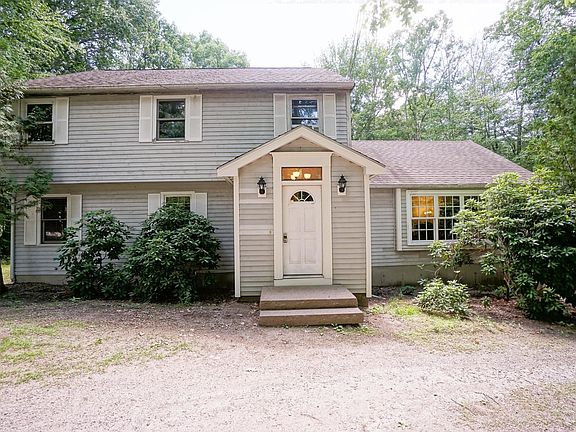 2nd image of 12 Anne Drive