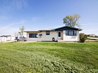 19 Prairie St, Moorcroft, WY 82721