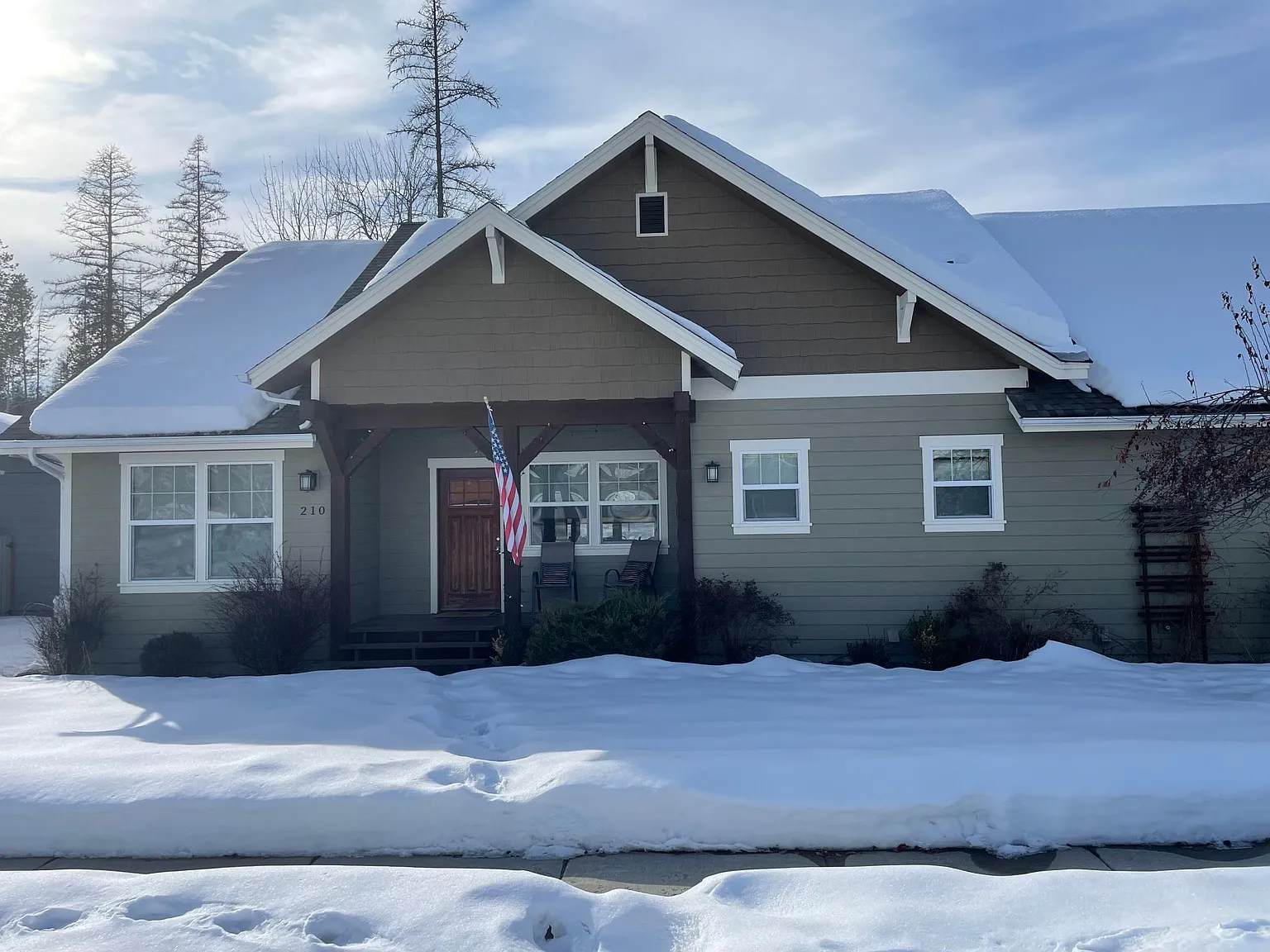 3 bed, 1580 sqft, $4,000 — Photo 2
