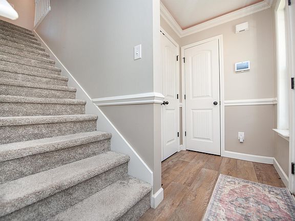 2nd image of 405 Timberwood Dr