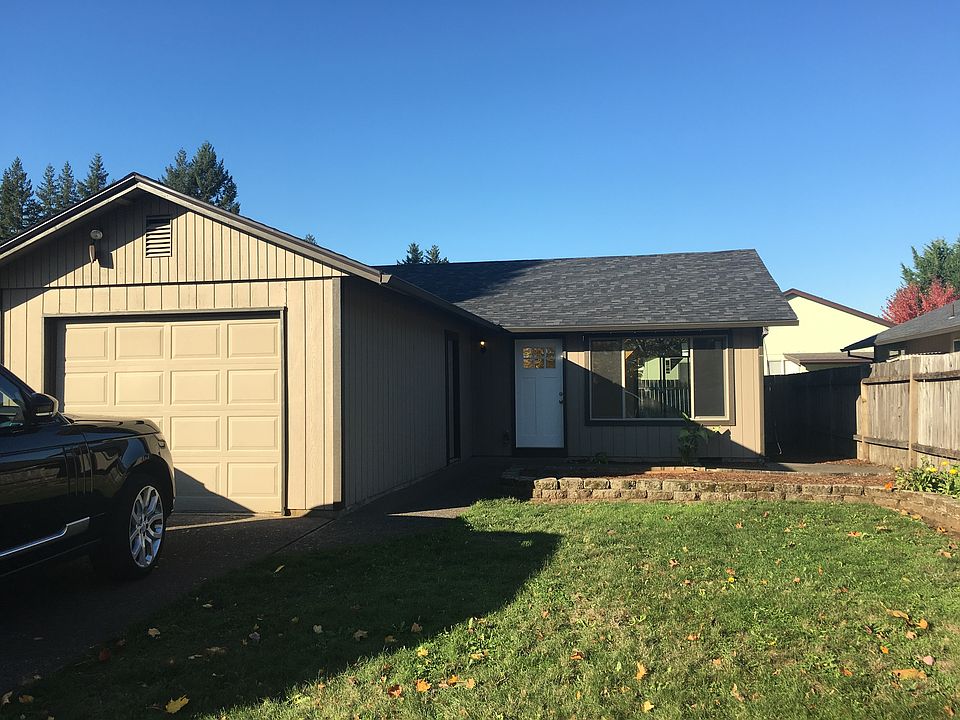 1st image of 15904 NE 10th St