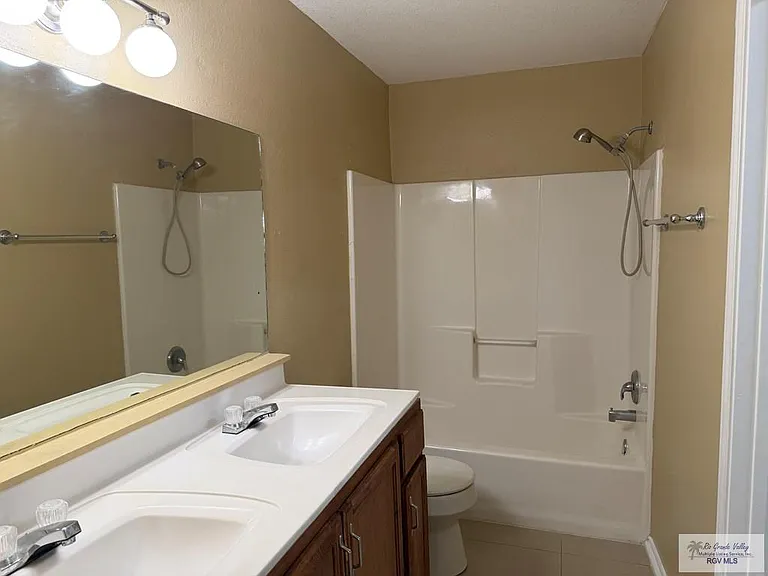 3781 Calle Santiago — Photo 16