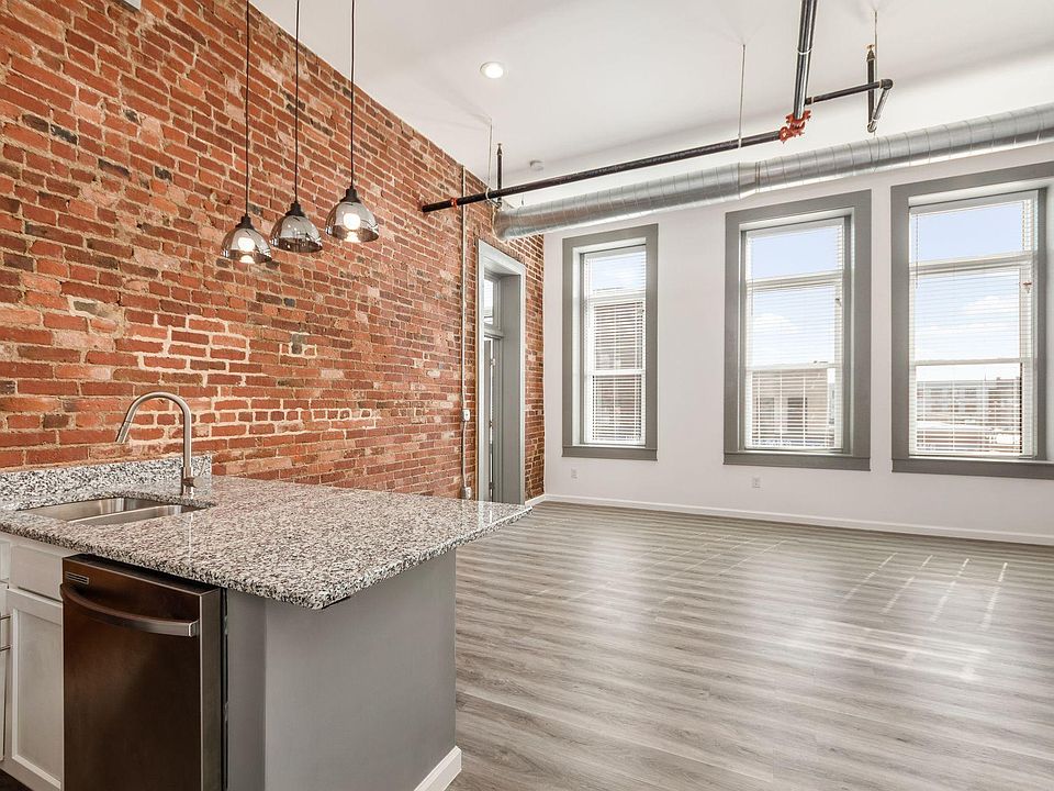 1st image of 218 E Main St #2-C
