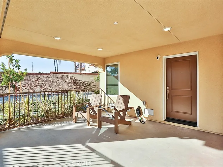 1529 Doheny Way — Photo 39