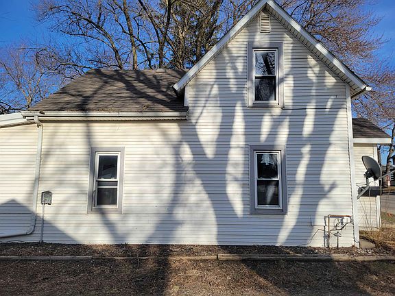 2nd image of 508 18th St