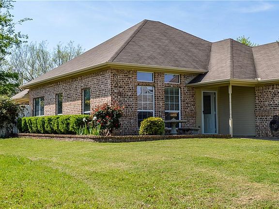 3rd image of 1503 Sunflower Ln