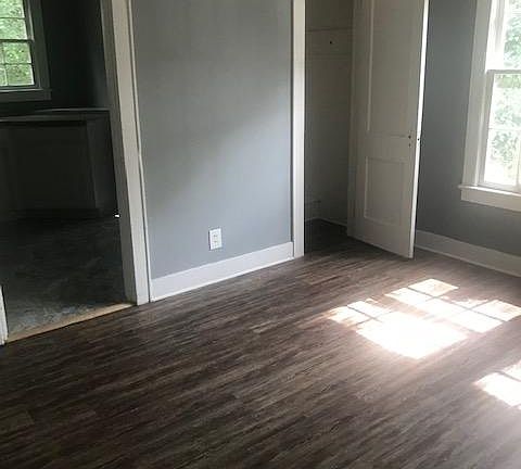 5th image of 231 Oakland Ave