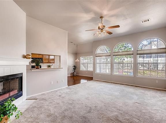 2nd image of 1114 Briargate Dr