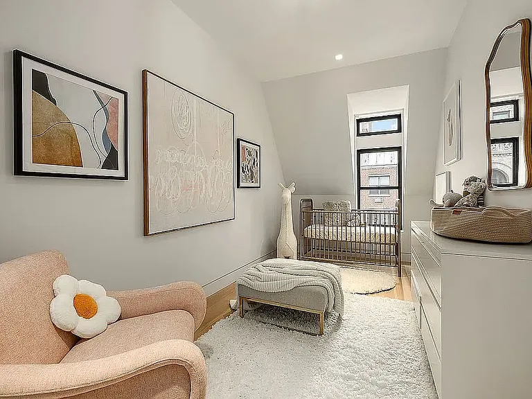 250 W 73rd St #1 — Photo 29