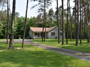 16947 Lynn Rd, Saegertown, PA 16433