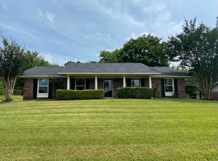 1009 Pierce St, Tupelo, MS 38801