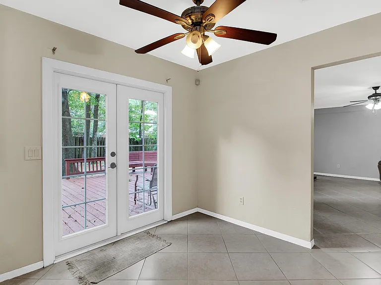 163 Sylvan Forest Dr — Photo 8