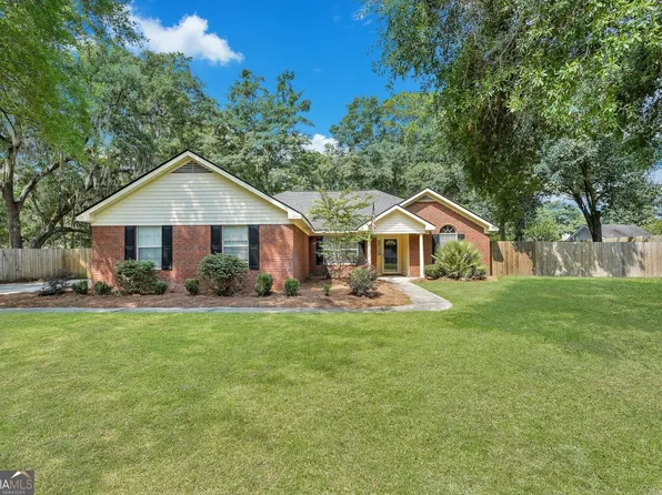 112 Golden Oak Dr, Guyton, GA 31312