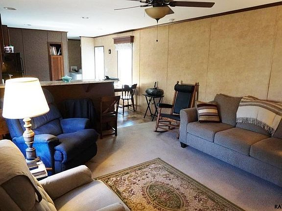 2nd image of 84 Jacqueline Dr