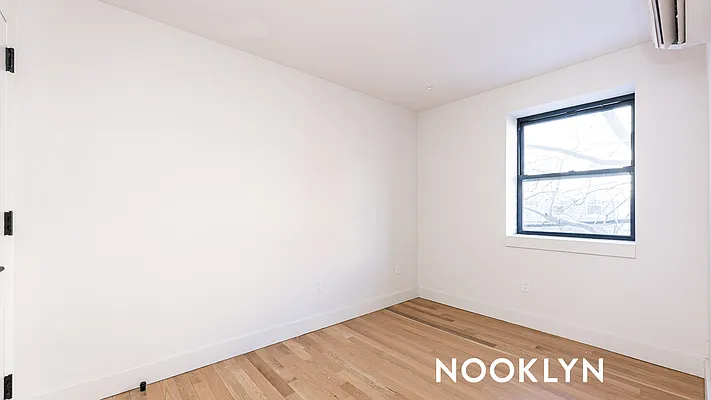 Rented by Nooklyn NYC LLC | media 24